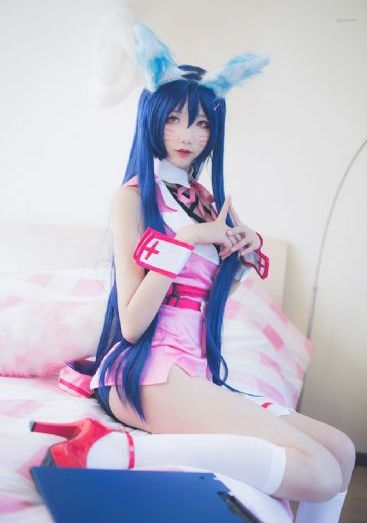 劳斯莱斯娇娃