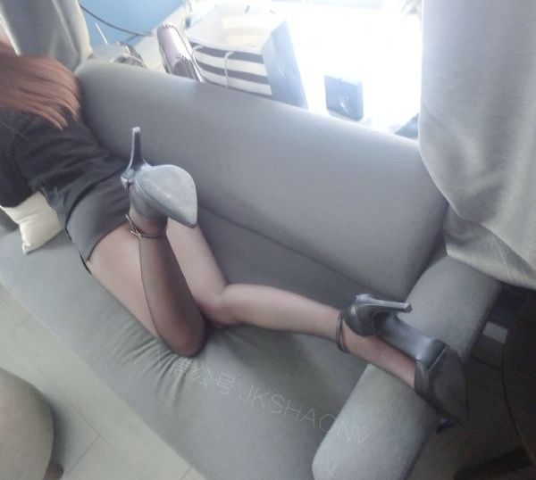 女明星被躁在线观看免费